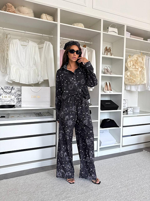 Женский трендовый костюм двойка с банданой Awakening турецкий софт принт Черный, 46/48 Одесса - изображение 9