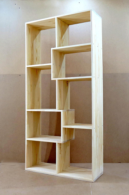 Книжный стеллаж 