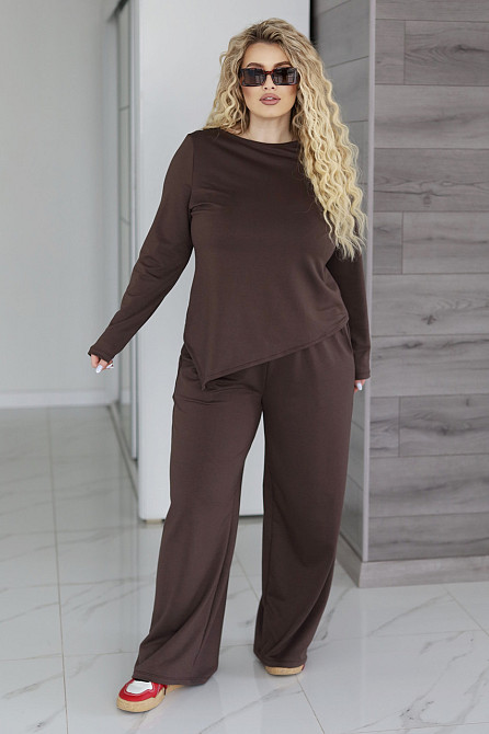 Жіночий костюм з асиметричним лонгслівом "Travel" |  Норма та батал Шоколадний, 50-52 Київ - фото 6