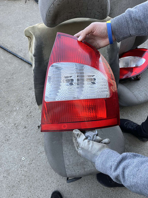 Задний фонарь левый ВАЗ Калина седан (2004–2013) Киев - изображение 1