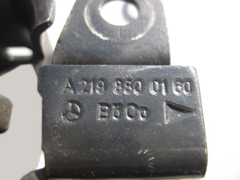 Mercedes-Benz  A2198800160 Замок капота бічний нижній C-Class W203 E-Class W211 CLS C219 ML W164 GL X164 Одесса - изображение 4