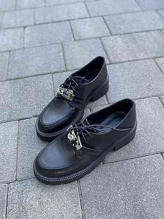 Nikos Туфлі жіночі на низькому ходу класичні з натуральної шкіри на шнурівці 2129 чорні весна-о Коломия