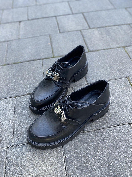 Nikos Туфлі жіночі на низькому ходу класичні з натуральної шкіри на шнурівці 2129 чорні весна-о Коломия - фото 3