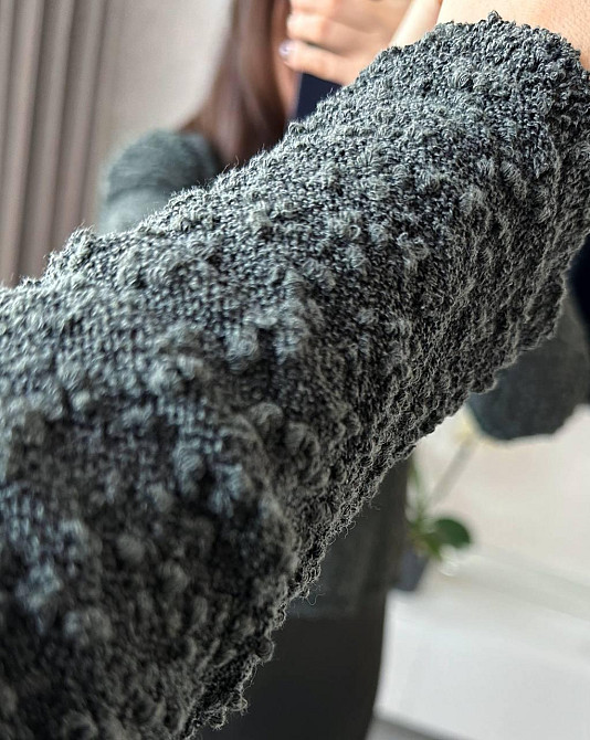 Женский уютный свитер свободного кроя хлопок 40%, полиэстер 60% Графит Одесса - изображение 4