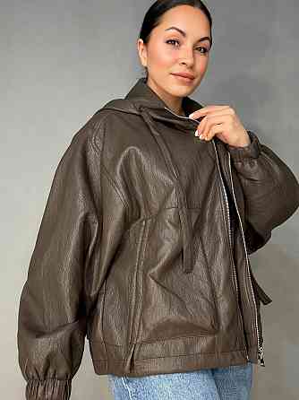 Куртка женская Dolly Villa JY-08-6396 из экокожи оверсайз с капюшоном большие размеры коричневая, коричневый, 2XL Киев