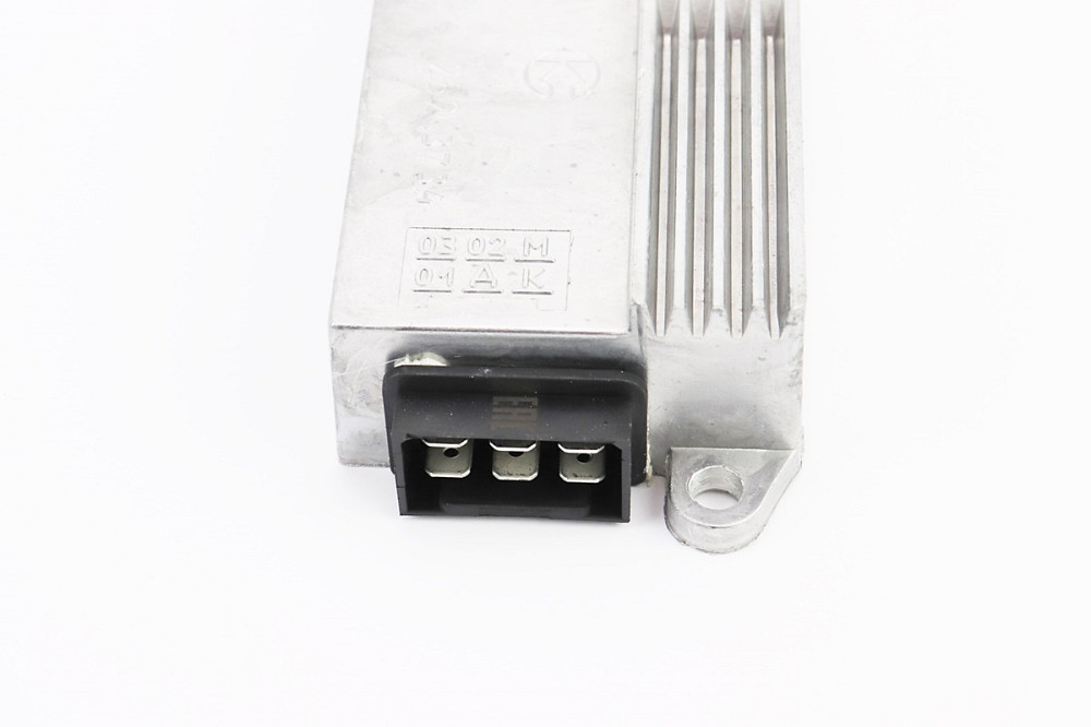 Комутатор-стабілізатор 252.3734 6V 45W Киев - изображение 3