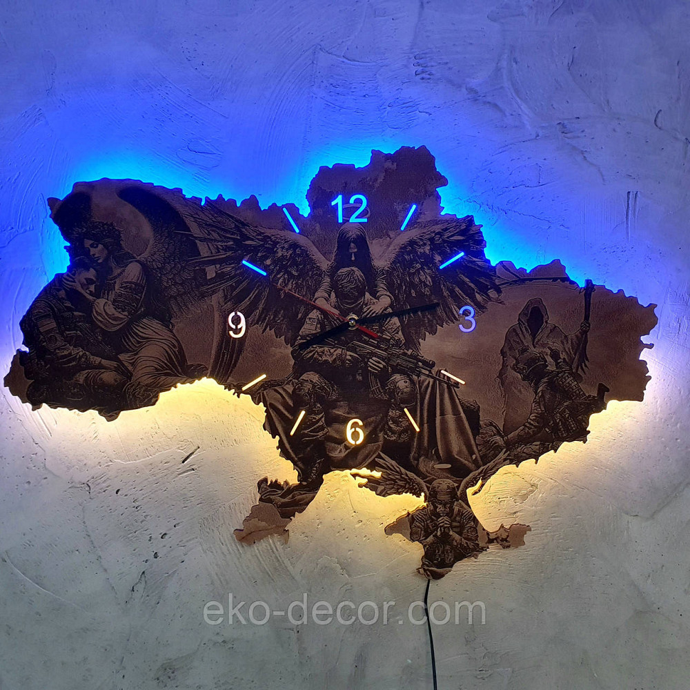 Деревянные настенные часы с подсветкой 