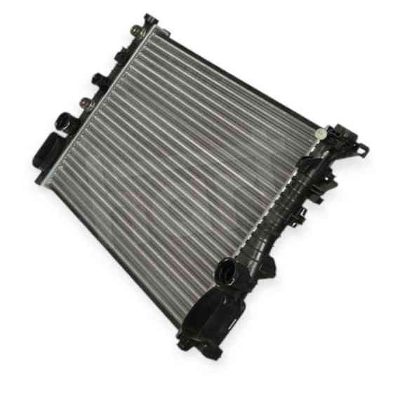 Радіатор охолодження двигуна автомобіль Мерседес Бенз E-Class (W211), CLS-Class (C219) (02-10) Мукачево