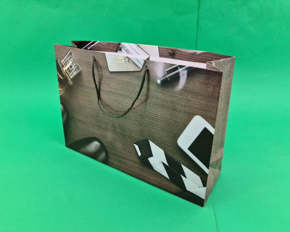 Паперовий великий горизонтальний пакет 36/22/10 (артBG-113) (12 шт.) Харків - фото 1