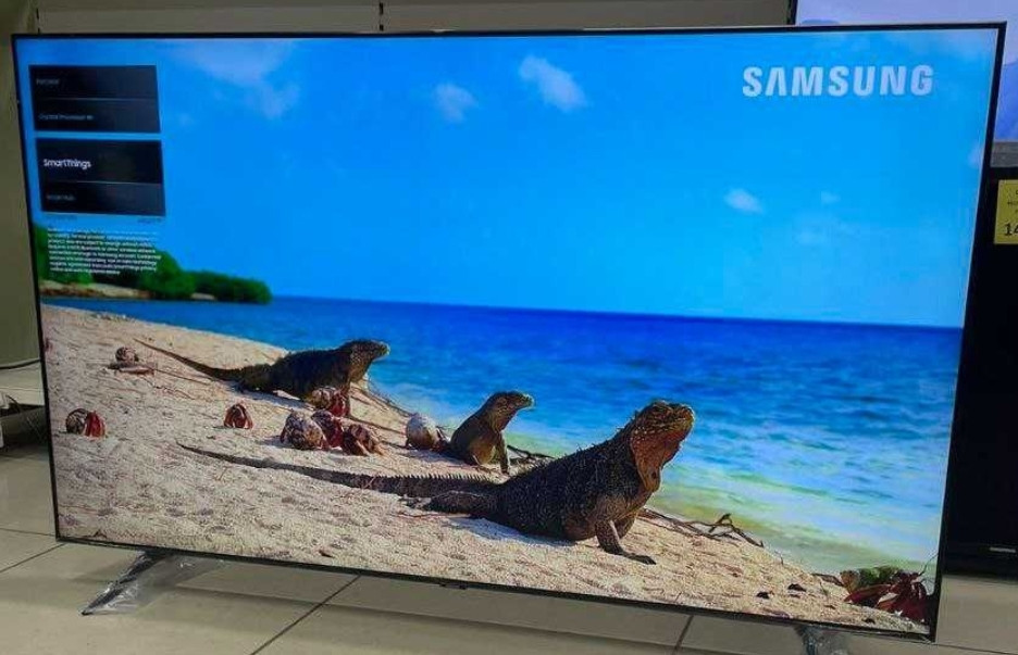 Телевизор Безрамный: 65