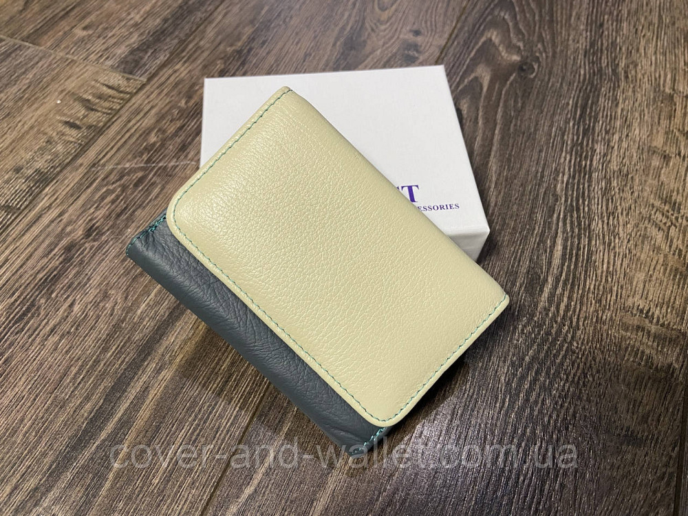 Маленький жіночий шкіряний гаманець біло-синього кольору з монетницею ST Leather 403 Київ - фото 5