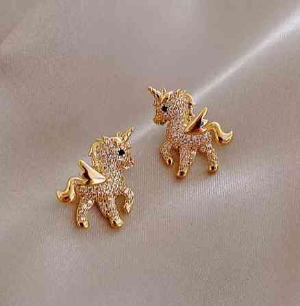 Сережки Единорог 15 на 10 мм золотистый Киев