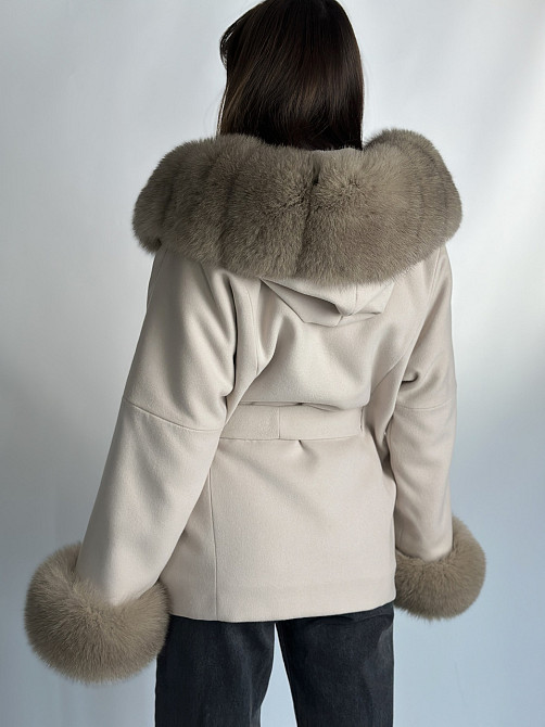 Пончо пальто жіноче з хутром капюшон і манжети Бежевий 46/48 Харків - фото 8