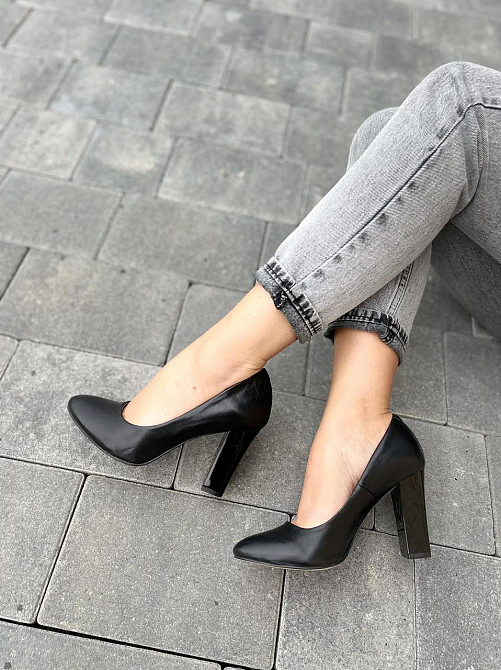 Туфлі жіночі D and V чорні натуральна шкіра каблук 9 см 36 р. (2246) Коломыя - изображение 4