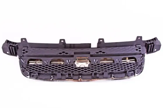 Решетка радиатора Aveo III хром. Винница