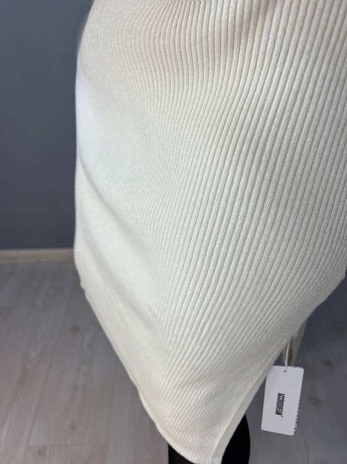 Платье женское Accorddream 2287 теплое вязаное свитер рубчик воротник стойка разрезы миди, молочний, 44-48 Киев - изображение 8