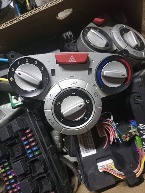 Блок керування пічкою Заз форза Киев - изображение 1