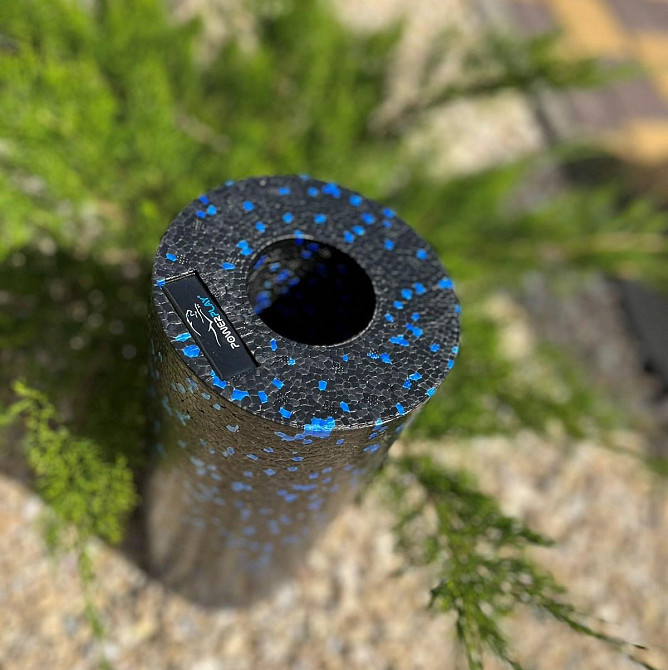 Масажний ролик (роллер) гладкий PowerPlay PP-4347 EPP Foam Roller Чорно/Синій (33x14см.) Каменское - изображение 5