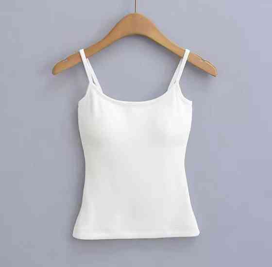 Женская базовая майка на тонких бретелях из вискозы Одесса