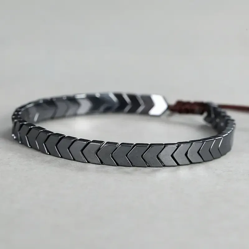 Браслет из гематита с V-образными бусинами – регулируемый, ручная работа Киев - изображение 1