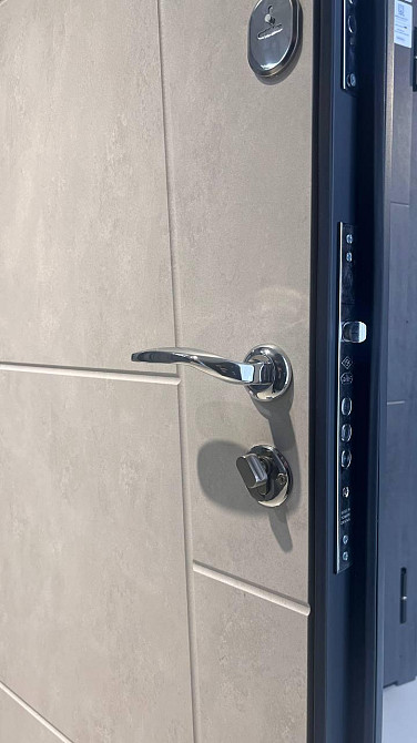 Входные двери ТАРИМУС Атланта Бетон Снежный 960 Киев - изображение 7