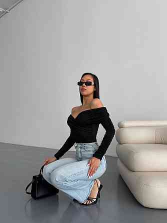 Женский романтичный боди с открытыми плечами трикотаж масло Черный Одесса