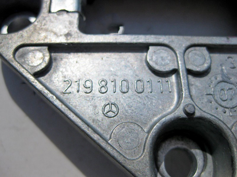 Mercedes-Benz  A2198100111 Кріплення - пластина салонного дзеркала CLS C219 Одесса - изображение 3