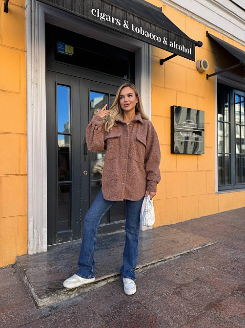 Жіноча тепла оверсайз сорочка на кнопках альпака барашок Шоколад Одеса - фото 7