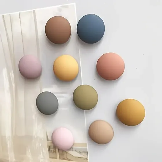 Набір кольорових магнітів на холодильник – круглі 1.8 см, ABS пластик, 10 шт Київ