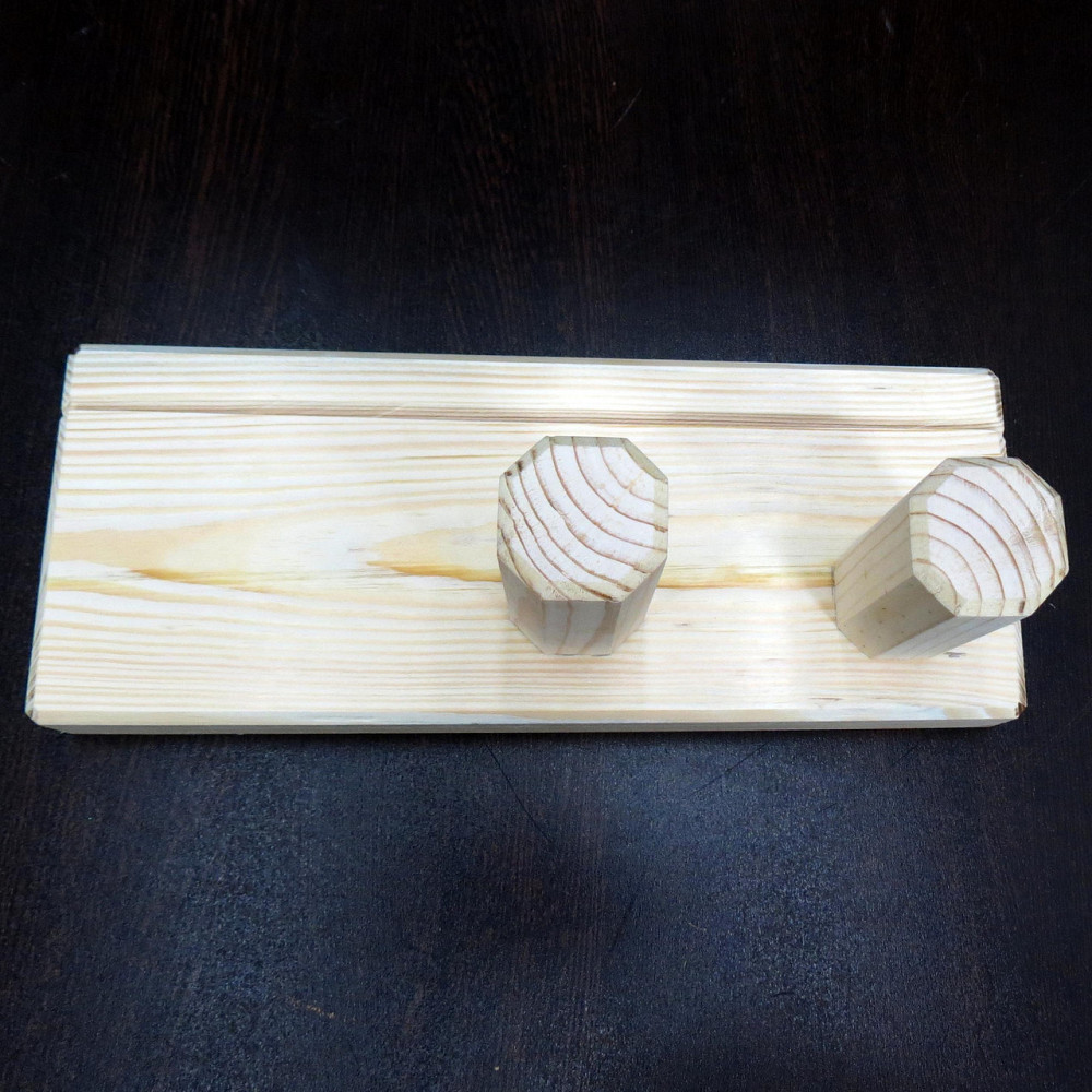 Настенный держатель гитары 