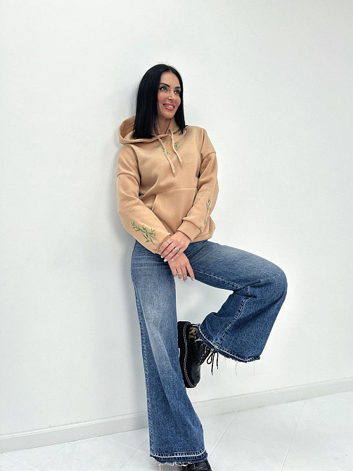 Утепленный худи с патриотическим принтом 