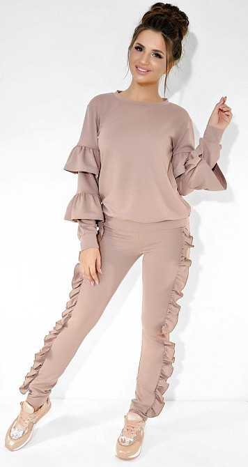 Эффектный бежевый костюм (42) Киев - изображение 2