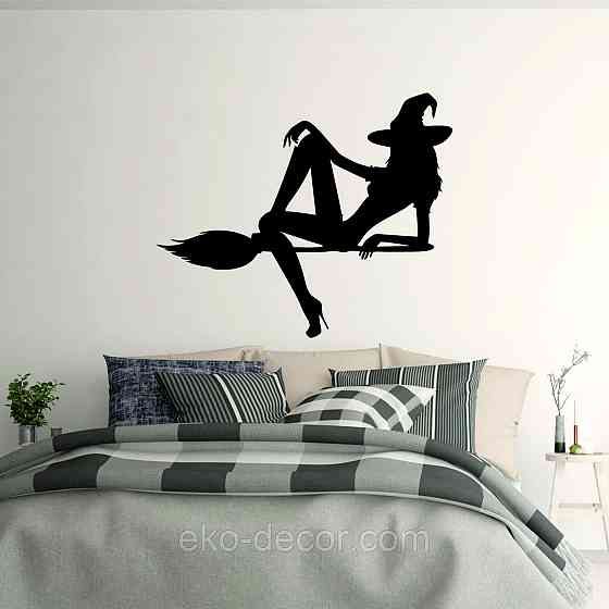 Декоративне настінне Панно «Відьма на мітлі», Декор на стіну 90*74 см, Чорний Київ