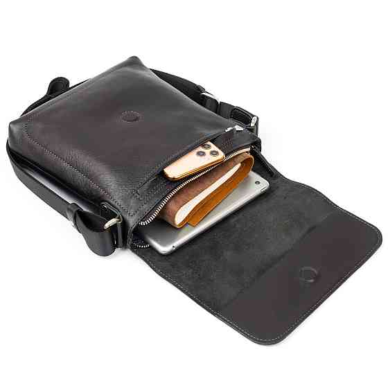 Сумка месенджер в гладкій шкірі GRANDE PELLE 11333 Чорна Київ