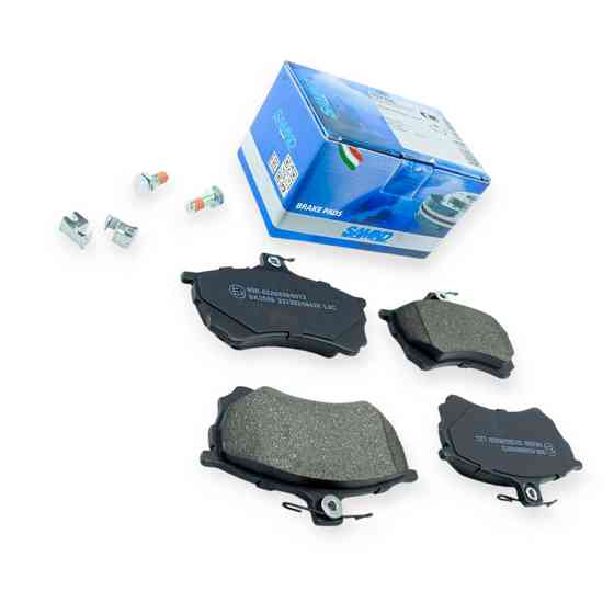 Колодки передние Митсубиси Carisma 95- тормозные Мукачево