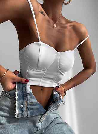 Женский одноцветный топ на бретелях с чашками крепдайвинг Одесса