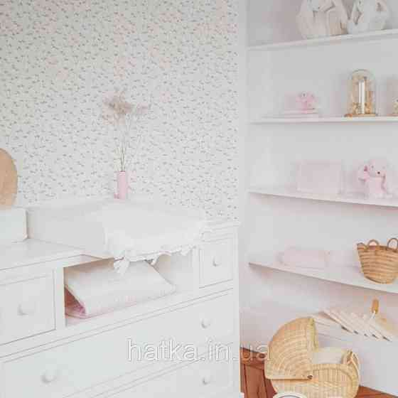 Шпалери флізелінові дитячі еко Lutece Tartine et Chocolat маленькі гілочки білі квіточки на рожевому Київ