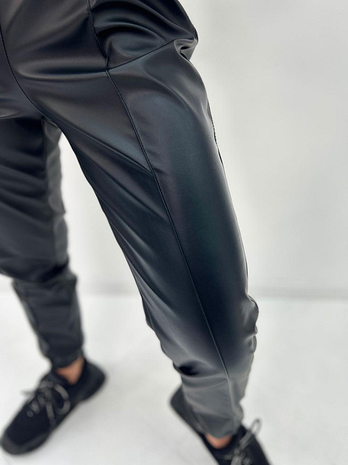 Штаны из экокожи на флисе Calvin Киев - изображение 9