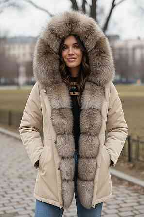 Парка жіноча з хутром блюфрост Беж р56 75см Харків