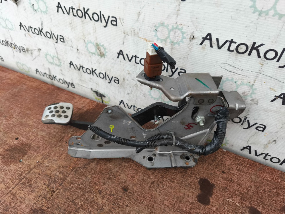 Педаль гальма Nissan Note E11 2005-2012 Ковель - изображение 2