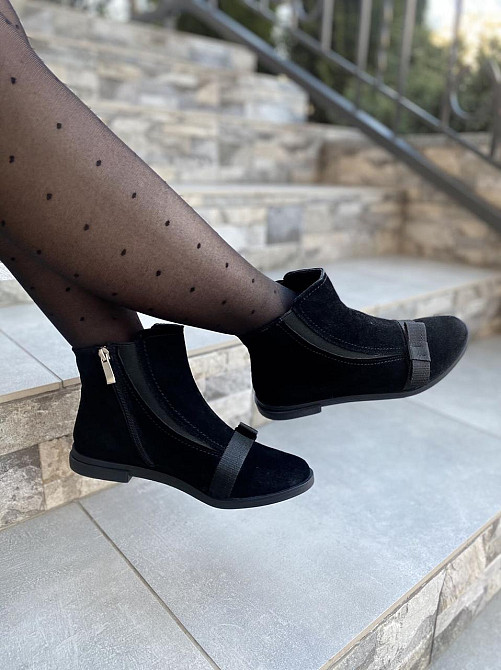 Maxi Жіночі черевики Maxi чорні натуральна замша 37-39р. (1105) Коломия - фото 3