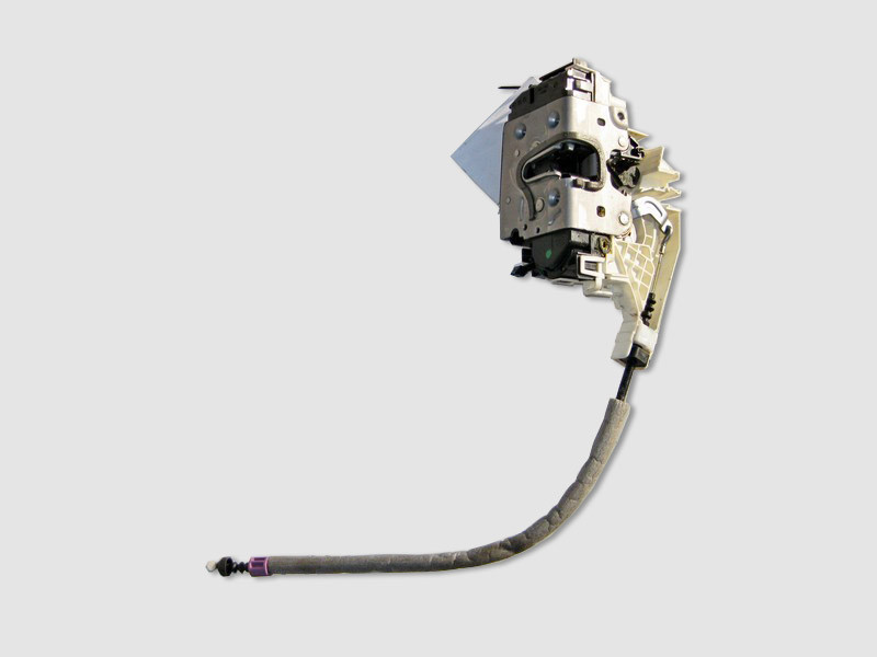 Mercedes-Benz  A2047301335 Замок задніх лівих дверей C-Class W204 E-Class W212 GLK X204 CLS C218 Одесса - изображение 1