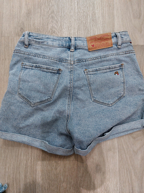Шорты джинсовые женские Б/У 42 голубой Киев - изображение 2