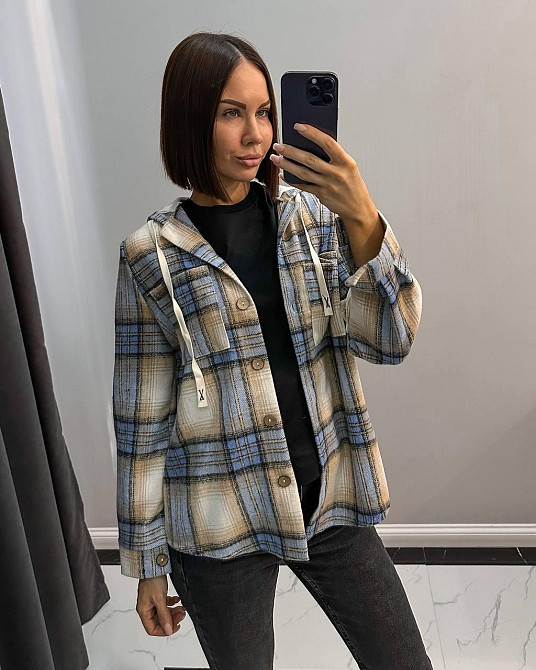 Женская повседневная рубашка в клетку на пуговицах с капюшоном коттон + трикотаж Голубой, 48 Одесса - изображение 1