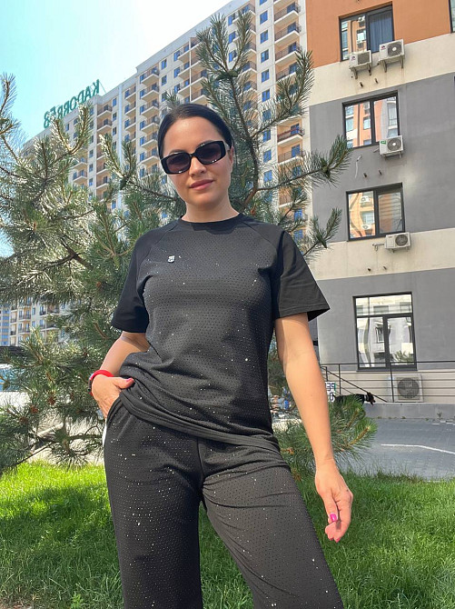 Костюм женский YUJIE YISHANG 7162 камни футболка удлиненная цифра 5 брюки ровные от бедра черный, черный, XL Киев - изображение 3