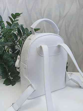 Жіночий рюкзак класичний брендовий. Жіночий маленький брендовий рюкзак Білий 816 Київ