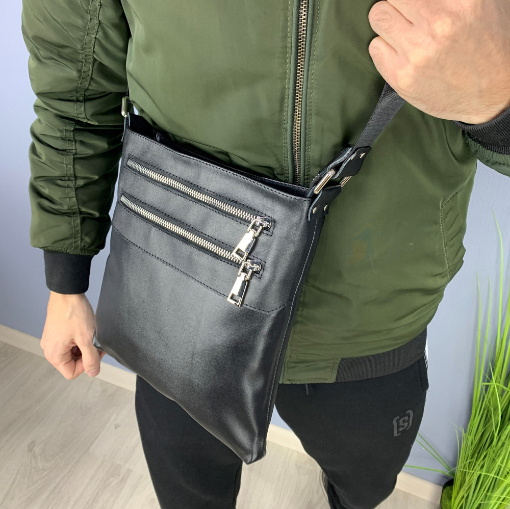 Чоловіча сумка через плече з натуральної шкіри каркасна містка з ременем, чорнаMasterSem Київ - фото 5