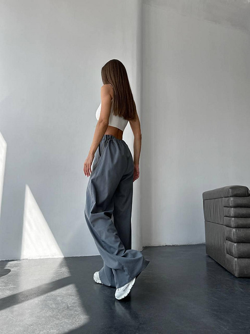 Женские базовые легкие брюки палаццо лён Графит, 46/48 Одесса - изображение 4