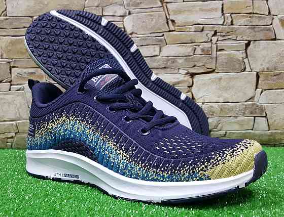 Женские кроссовки BaaS  