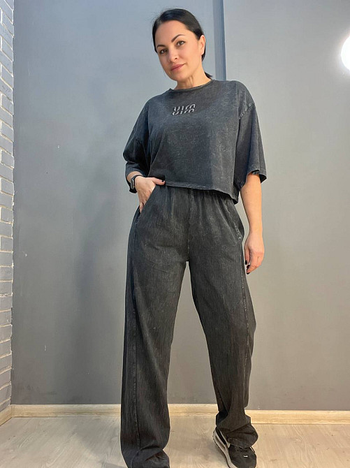 Костюм женский Coast Moda 4207 вареный с короткой футболкой оверсайз и брюками ровными от бедра черный, черный, L Киев - изображение 10